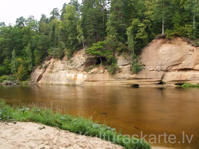 Krimuldas Velnala. Foto J. Urtāns